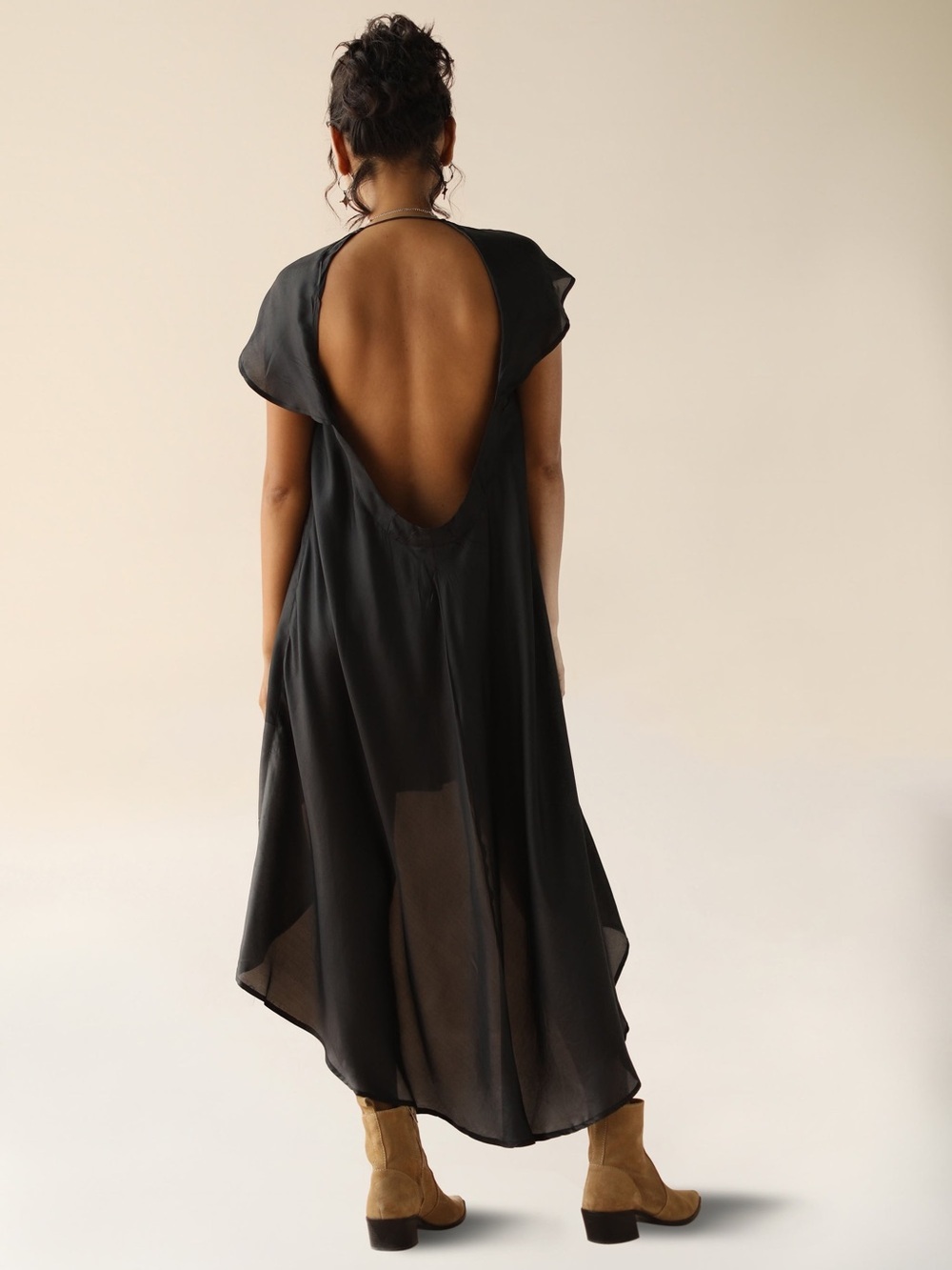 Fara Boutique 100% Hand Dyed Silk Lana Dress In Black Size Small Nwt — image 4 of 8